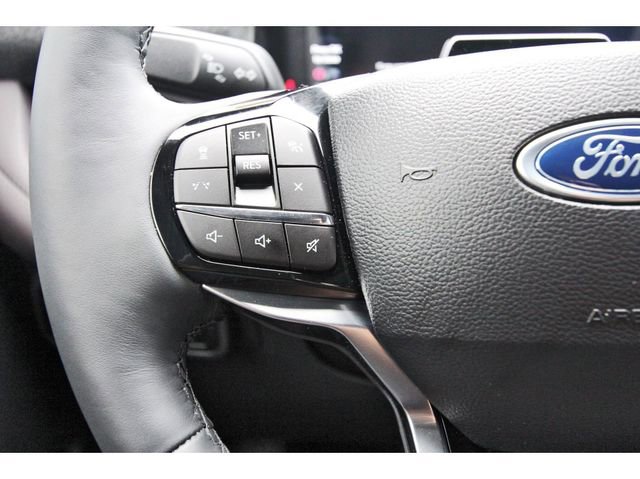 Used 2026 Ford Explorer Platinum image 18