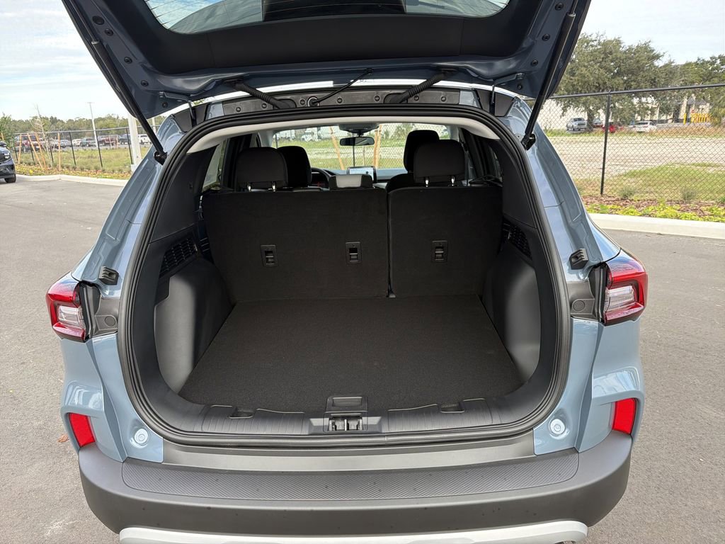 New 2026 Ford Escape Active FWD image 9