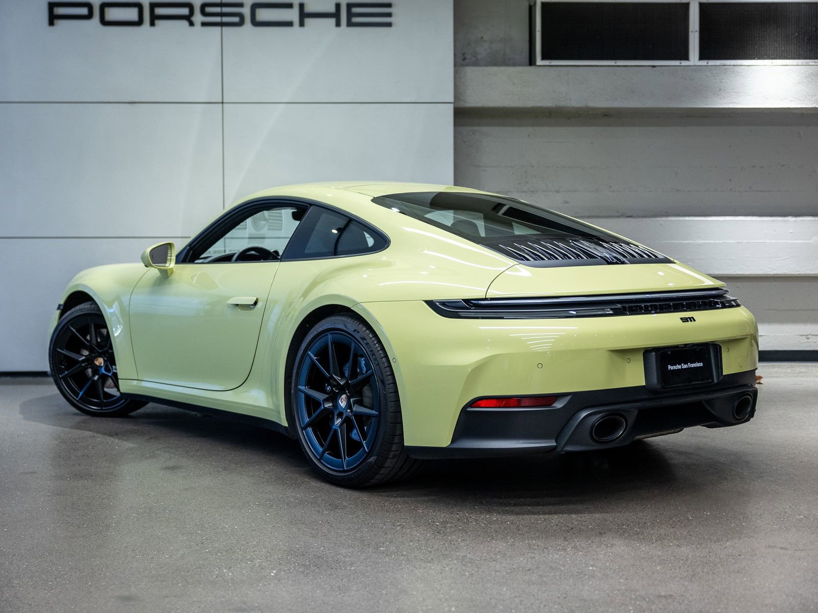 Certified 2025 Porsche 911 Carrera image 3