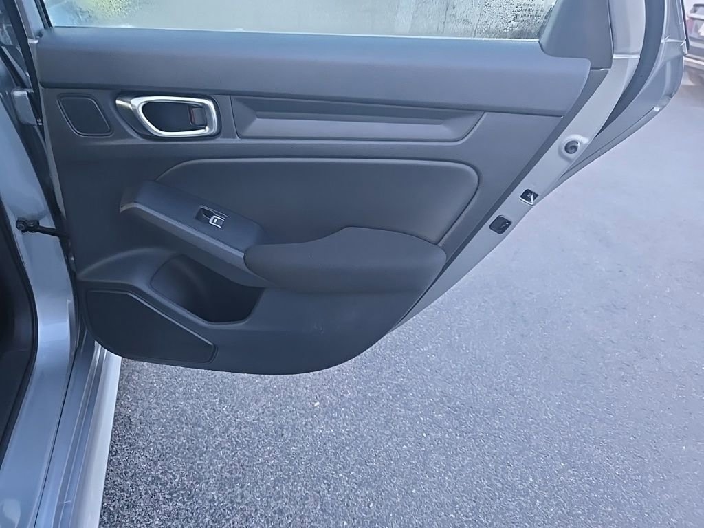 Used 2025 Honda Civic Sport image 28