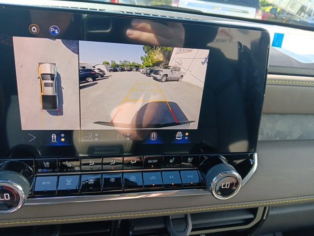 New 2025 Chevrolet Colorado ZR2 w/ Technology Package image 50