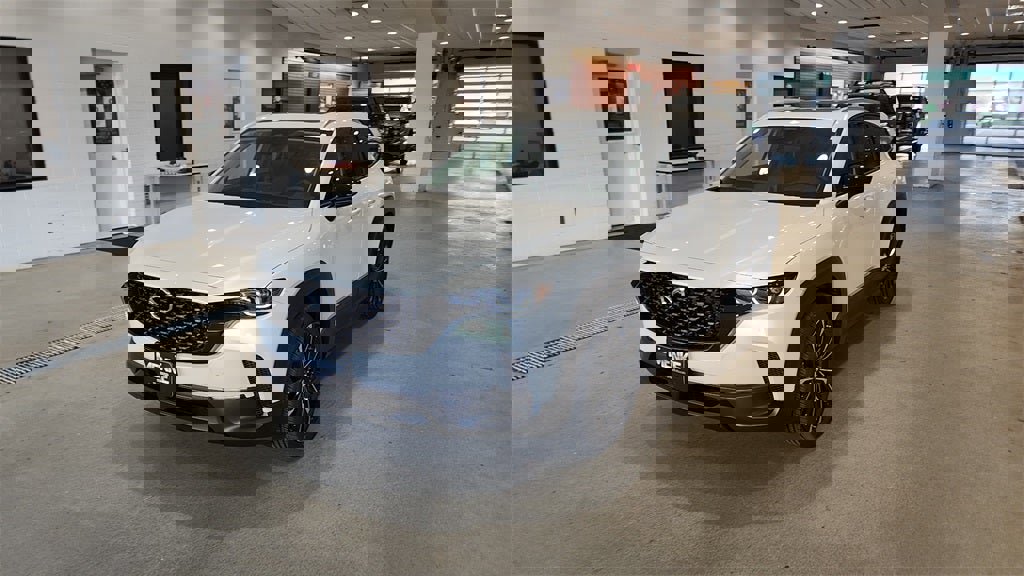 New 2025 MAZDA CX-50 AWD 2.5 S w/ Premium Plus Pkg image 2