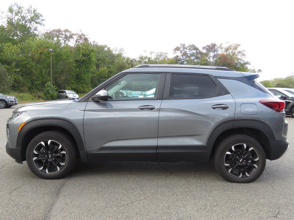 Used 2021 Chevrolet TrailBlazer LT w/ Convenience Package AWD/4WD image 8