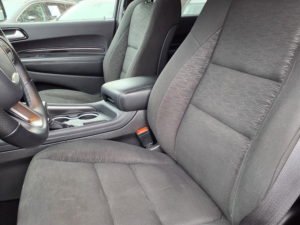 Used 2024 Dodge Durango SXT image 3