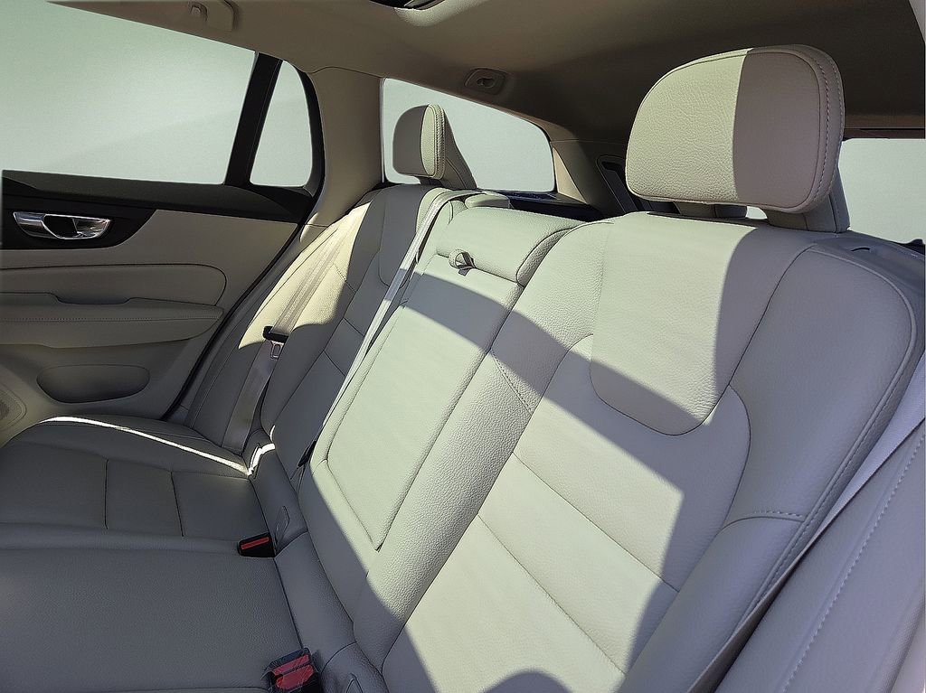 New 2026 Volvo V60 B5 Cross Country Plus w/ Protection Package Premier image 21