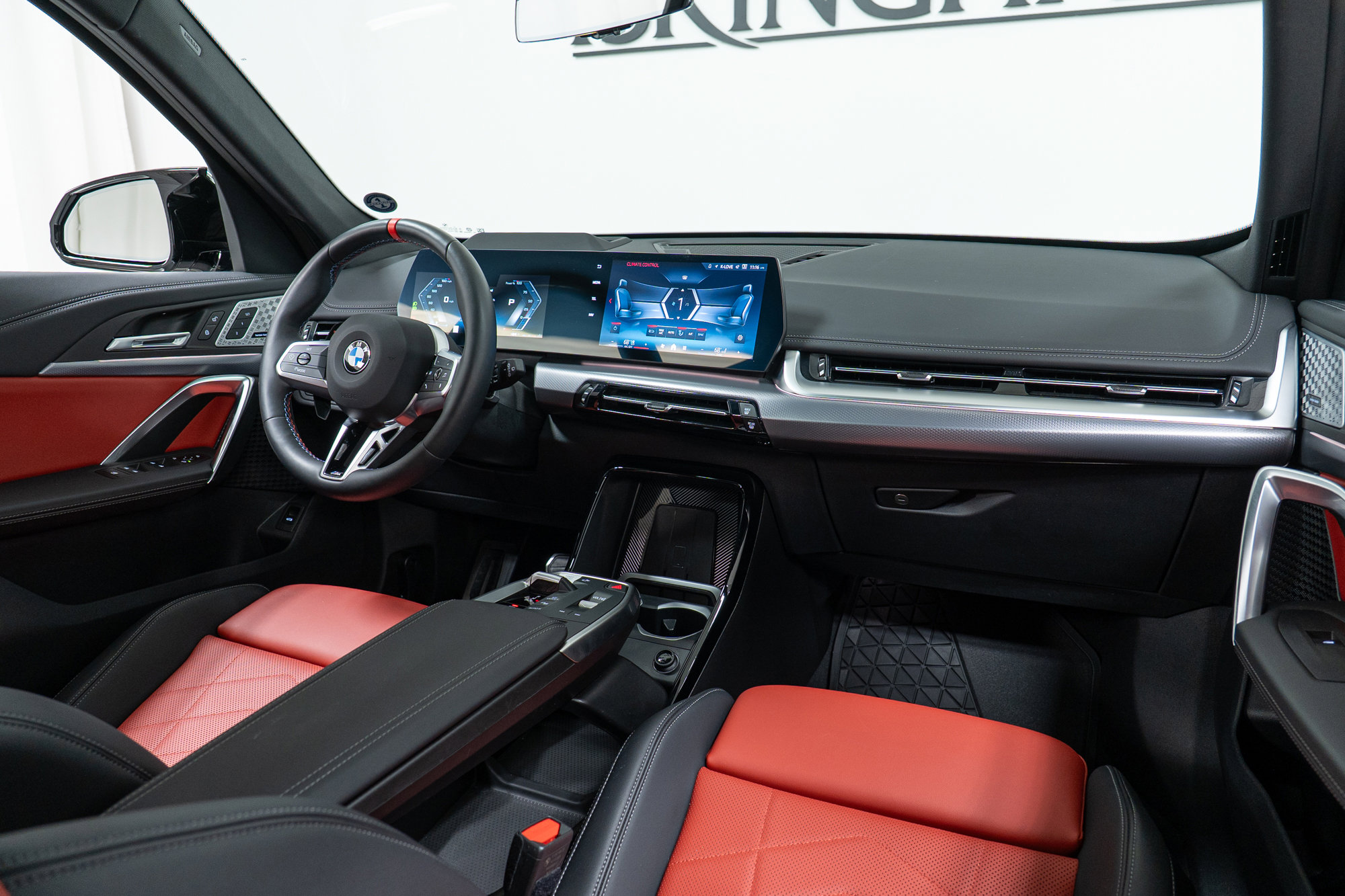 Certified 2025 BMW X1 M35i w/ Premium Package image 14