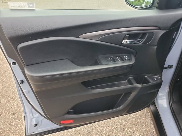 Used 2022 Honda Pilot Sport image 8