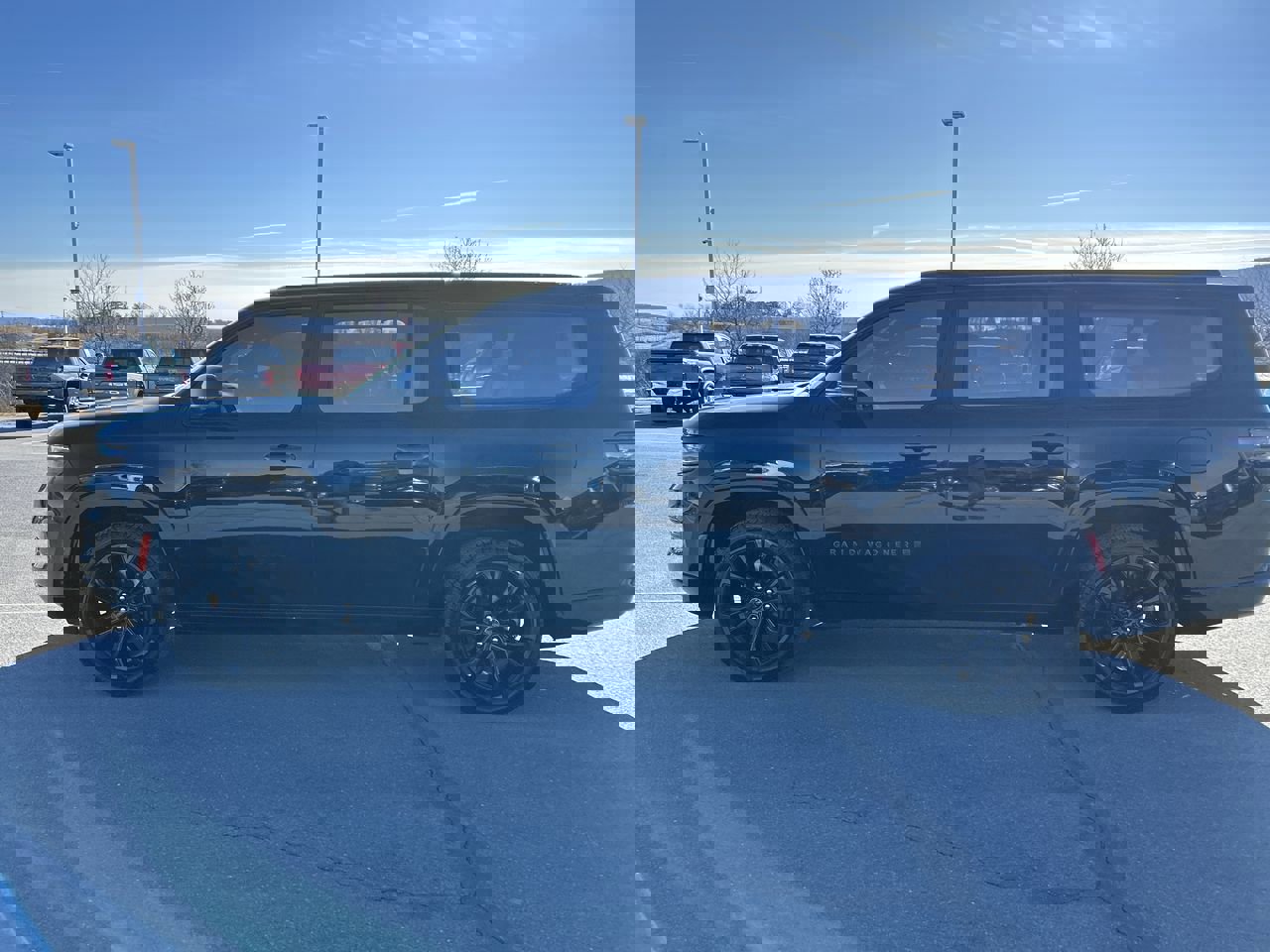 Used 2023 Jeep Grand Wagoneer L Series III w/ Rear Seat Video Group 1 image 4