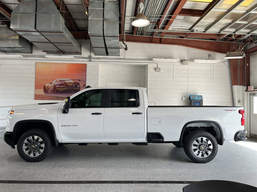 New 2026 Chevrolet Silverado 2500 Custom w/ Custom Value Package AWD/4WD image 5