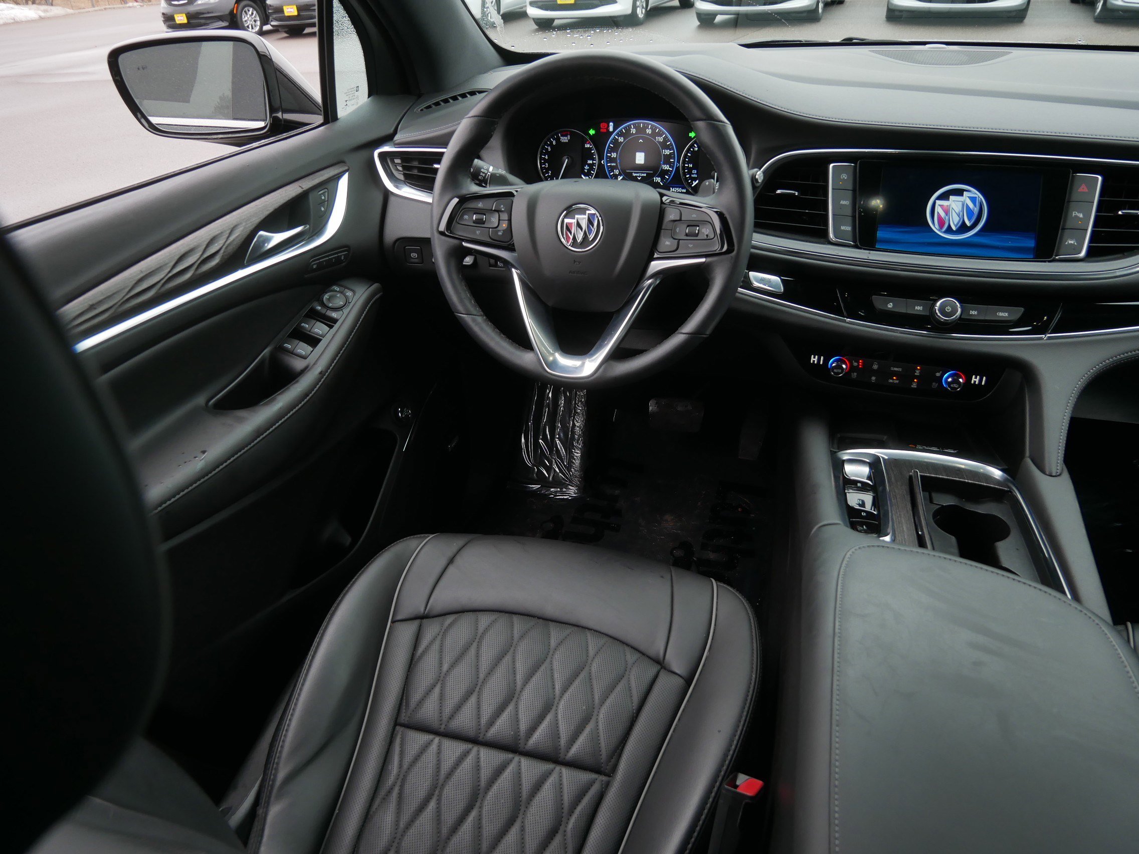 Used 2023 Buick Enclave Avenir w/ Avenir Technology Package image 9