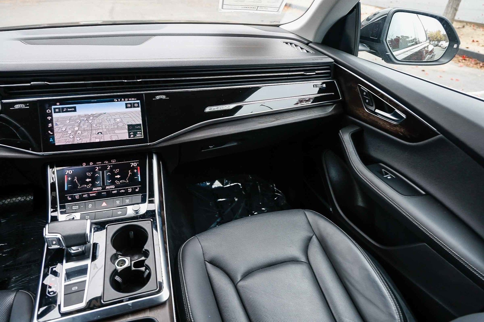 Used 2023 Audi Q8 Premium Plus w/ Premium Plus Package image 15