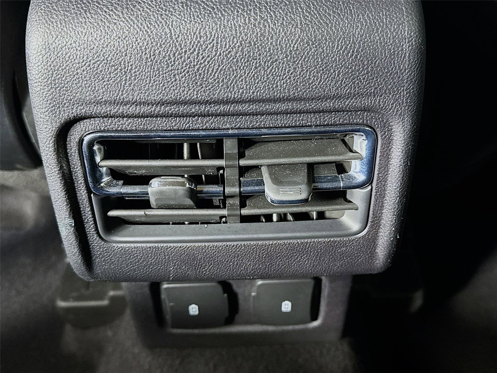 Used 2023 Lincoln Corsair Reserve FWD image 27