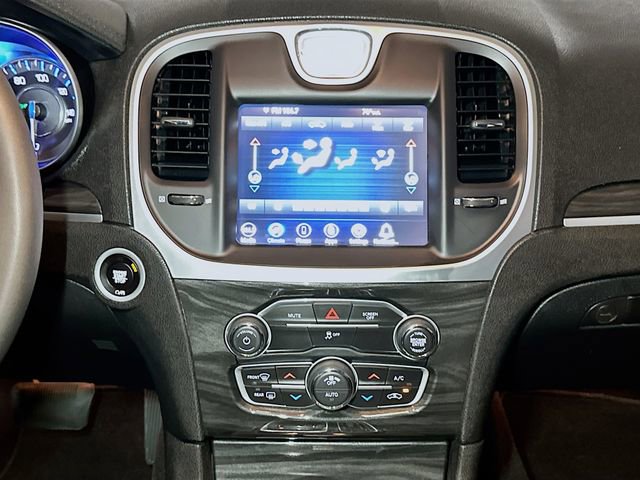 Used 2022 Chrysler 300 Touring w/ Sport Appearance Package image 11