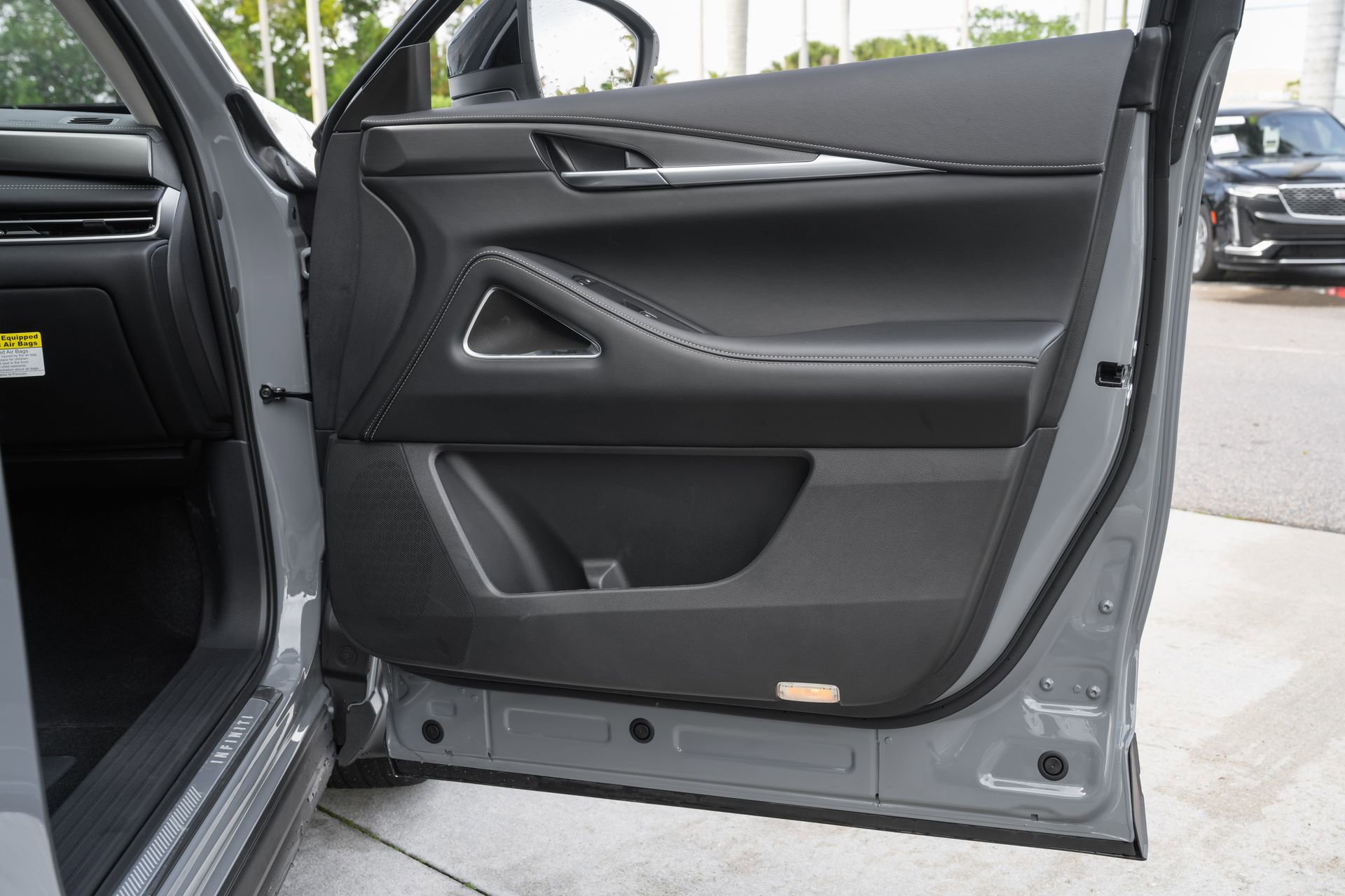 Certified 2026 INFINITI QX60 Luxe w/ Cargo Package image 37