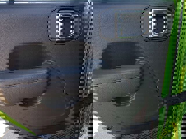 Certified 2025 Jeep Wrangler Unlimited Rubicon w/ Safety Group image 17