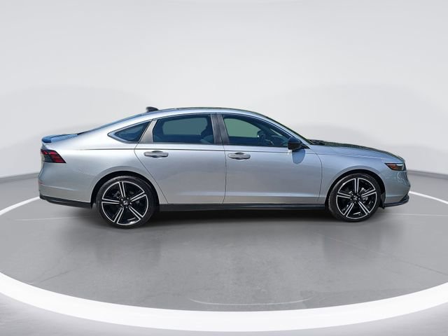 Used 2023 Honda Accord Sport image 6
