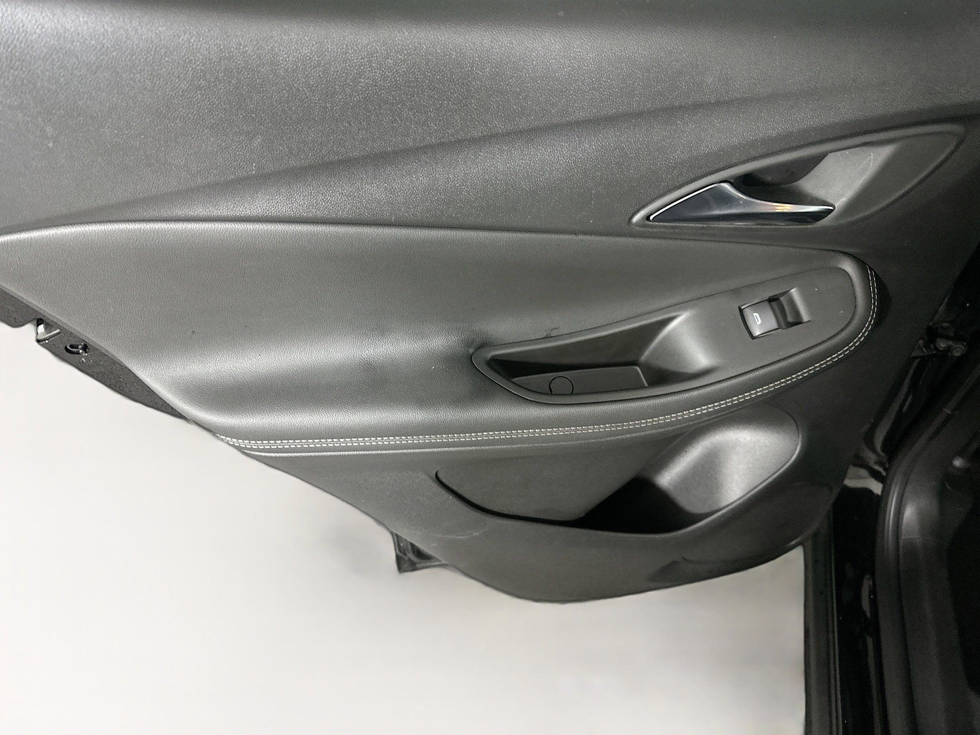 Used 2025 Buick Encore GX Preferred image 25