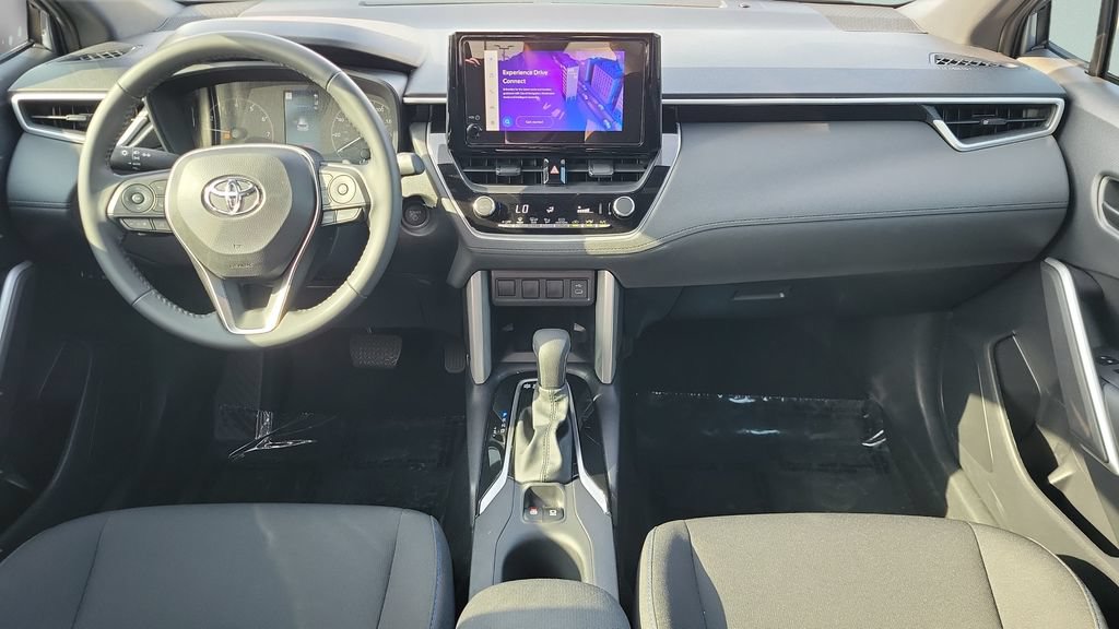 Used 2024 Toyota Corolla Cross AWD Hybrid image 11