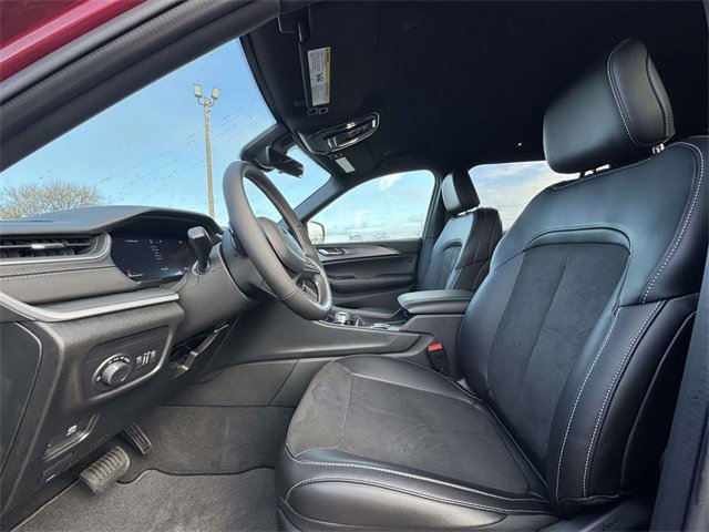 New 2025 Jeep Grand Cherokee L Laredo image 19