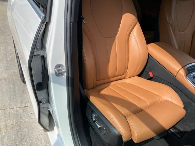 Used 2021 BMW X7 xDrive40i w/ Premium Package AWD/4WD image 41