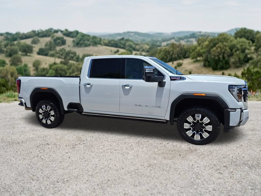 Used 2025 GMC Sierra 2500 Denali w/ Denali Reserve Package AWD/4WD image 14