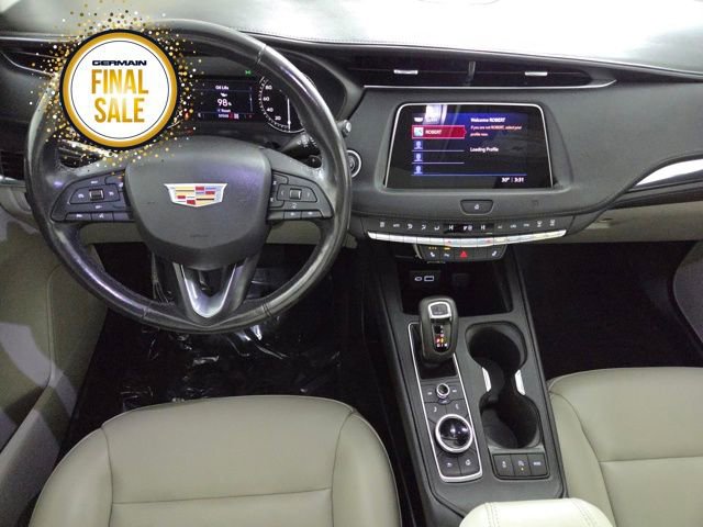 Used 2019 Cadillac XT4 Luxury w/ Cold Weather Package image 15