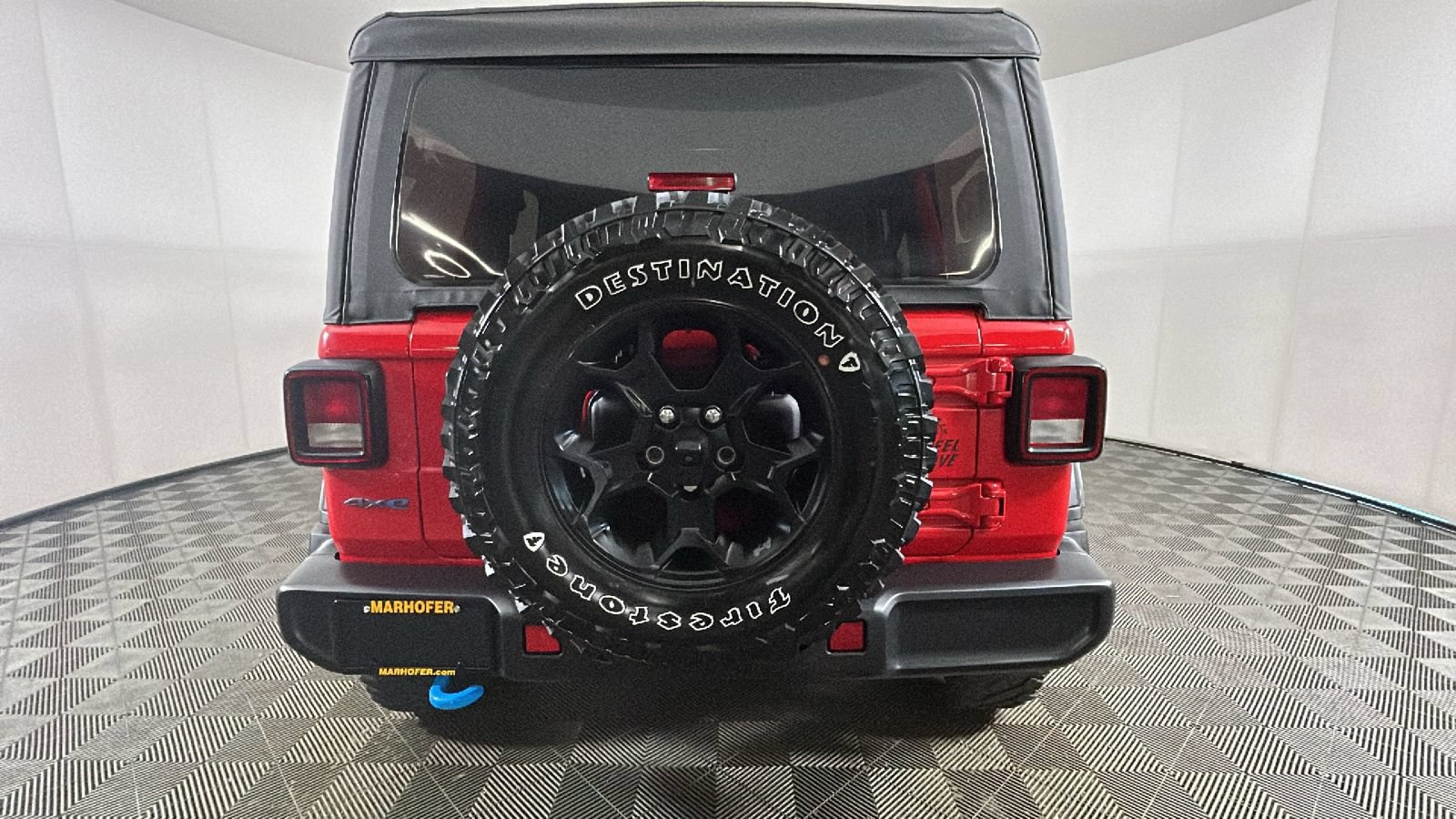 Used 2023 Jeep Wrangler Unlimited w/ Cold Weather Group AWD/4WD video 5