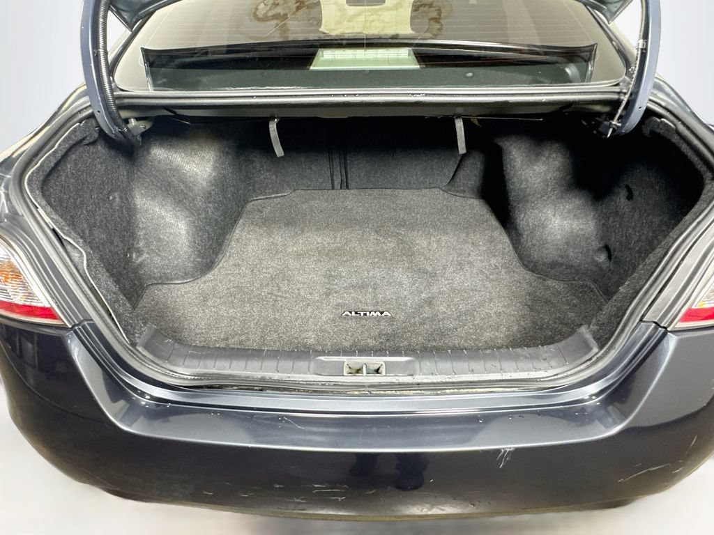 Used 2015 Nissan Altima 3.5 SL FWD image 31