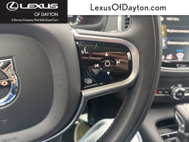 Used 2020 Volvo XC90 T6 Momentum w/ Protection Package Premier image 19