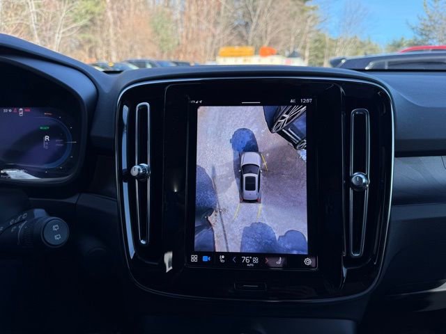 Certified 2023 Volvo XC40 Recharge Ultimate w/ Protection Package Premier image 27