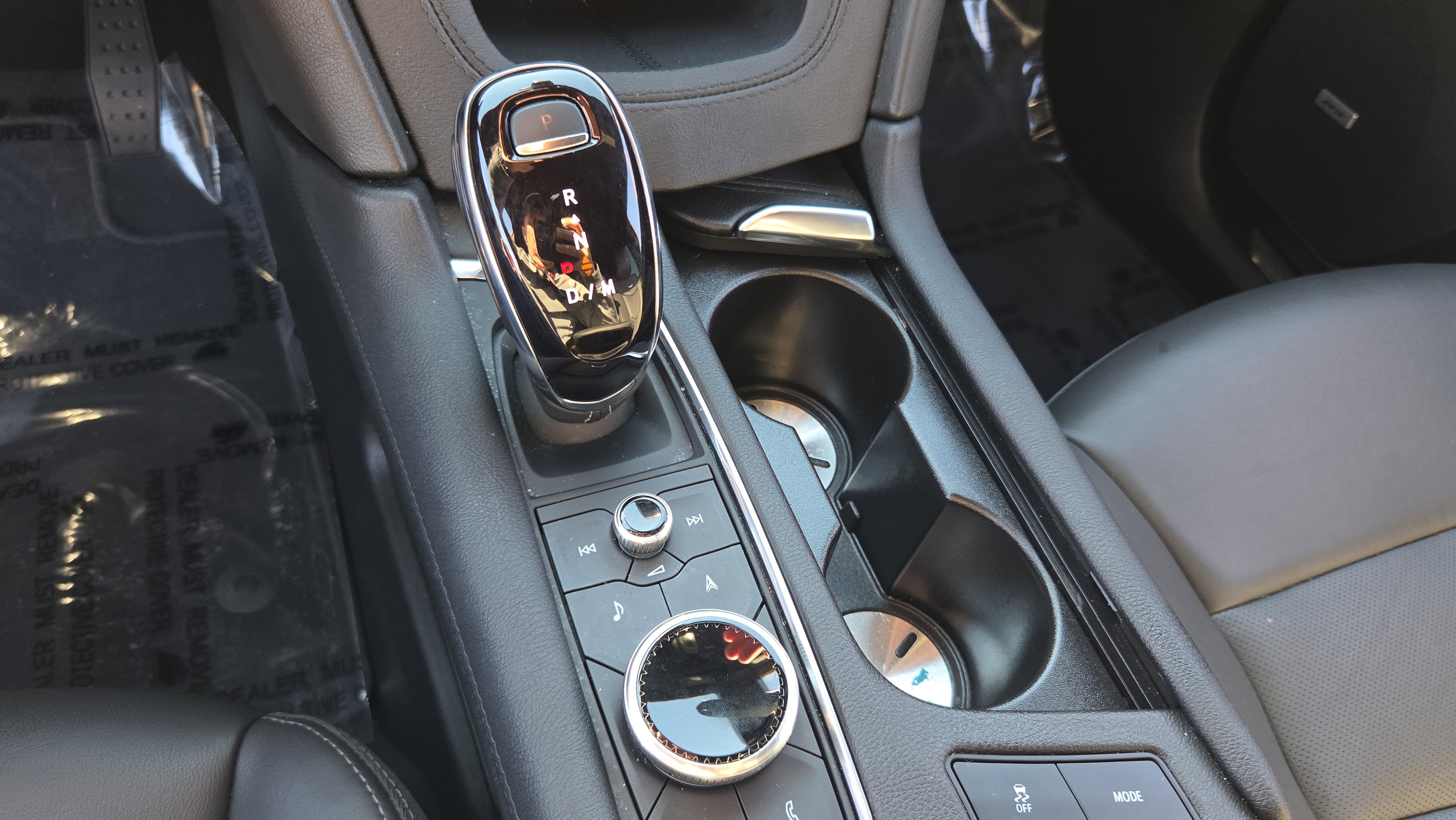 Used 2025 Cadillac XT5 Premium Luxury image 17