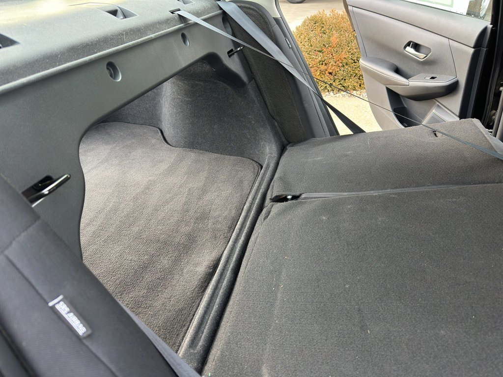 Used 2023 Nissan Sentra SV image 32