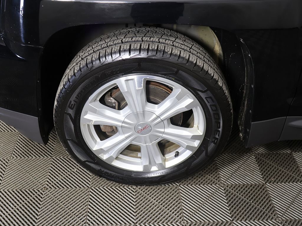 Used 2017 GMC Terrain SLE FWD image 14