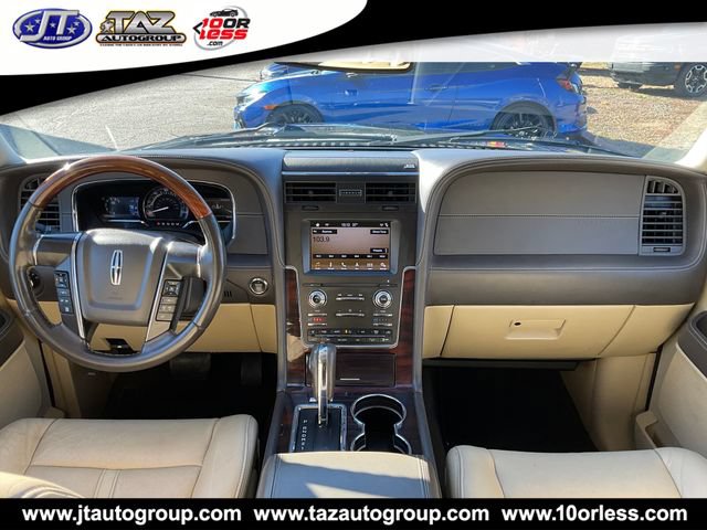 Used 2017 Lincoln Navigator Reserve AWD/4WD image 17