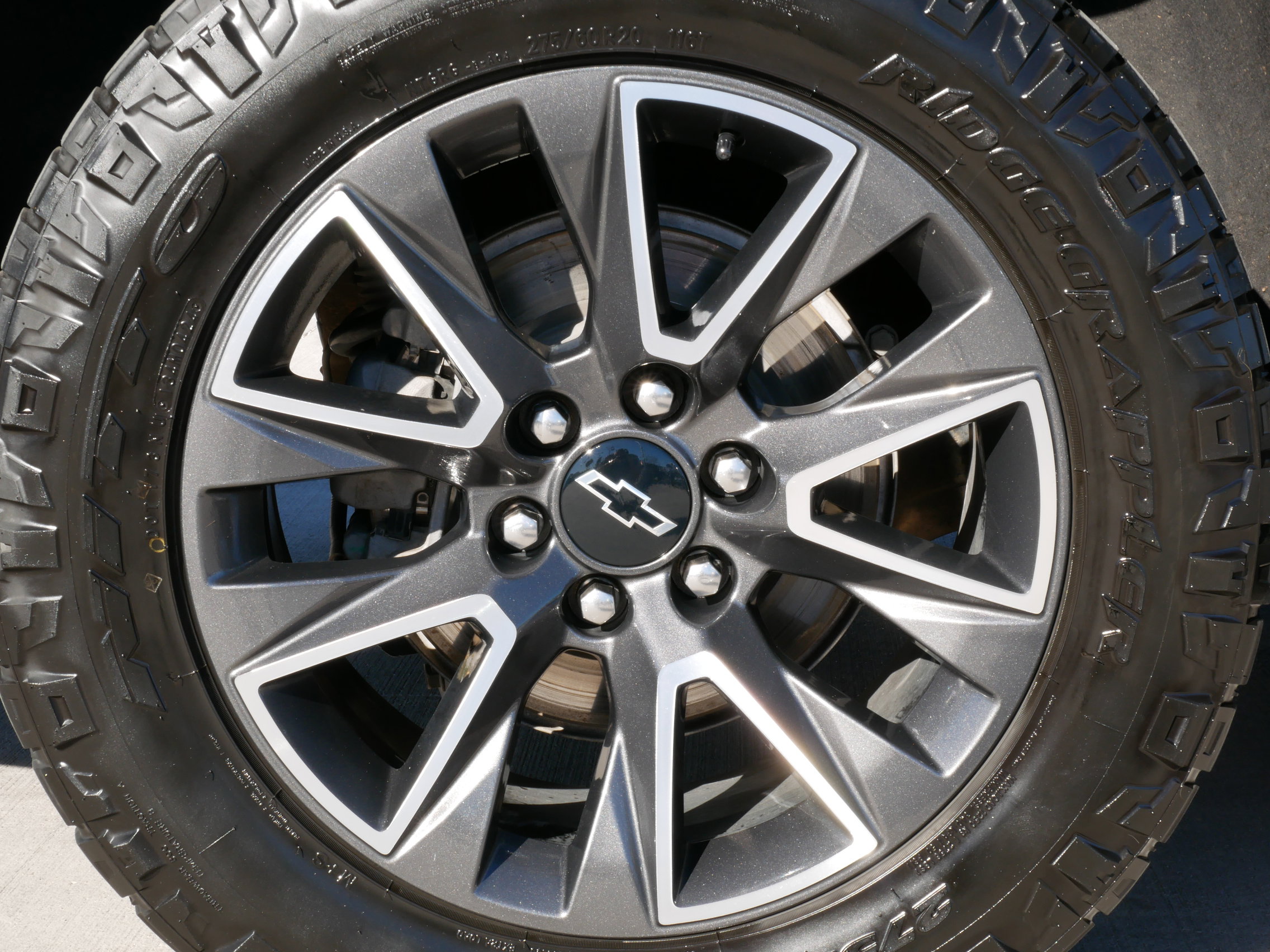 Used 2021 Chevrolet Suburban Z71 w/ Rear Media and Nav Package image 23