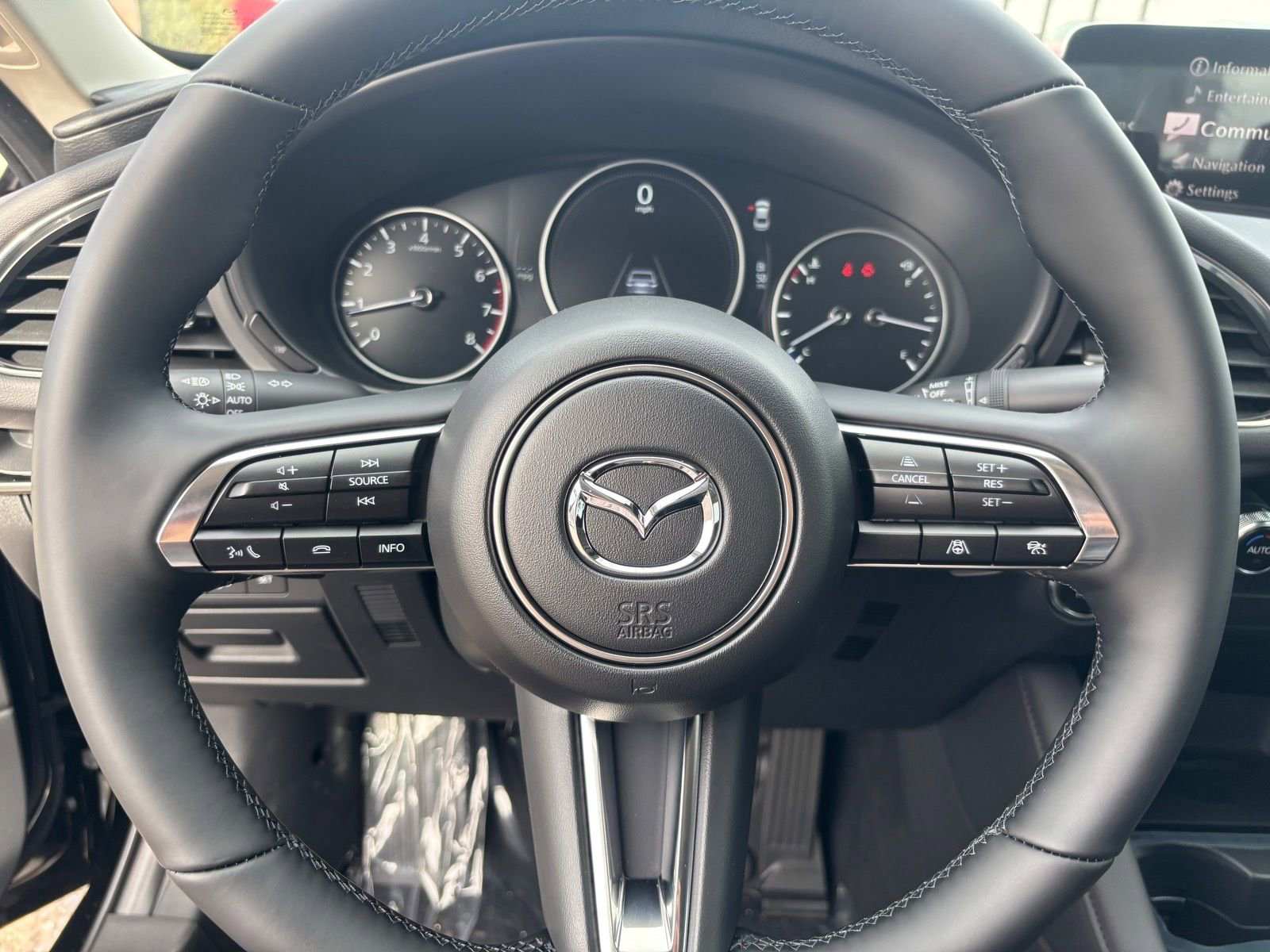 New 2026 MAZDA MAZDA3 2.5 Turbo Sedan w/Premium Plus image 24