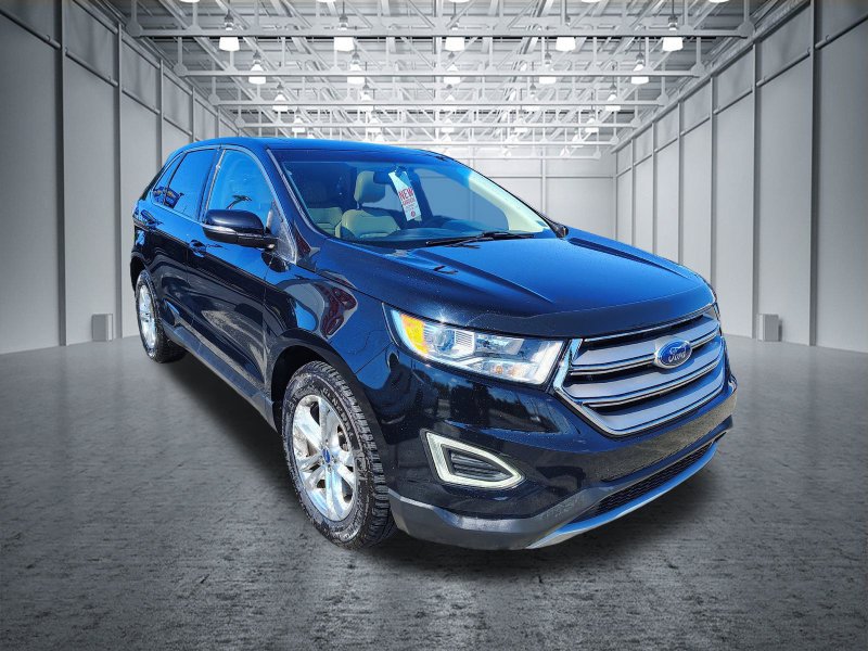Used 2016 Ford Edge SEL w/ Equipment Group 201A AWD/4WD image 3
