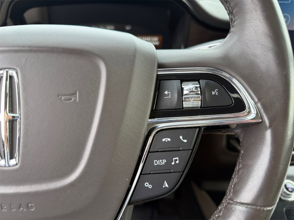 Used 2022 Lincoln Nautilus Reserve w/ Equipment Group 201A image 22