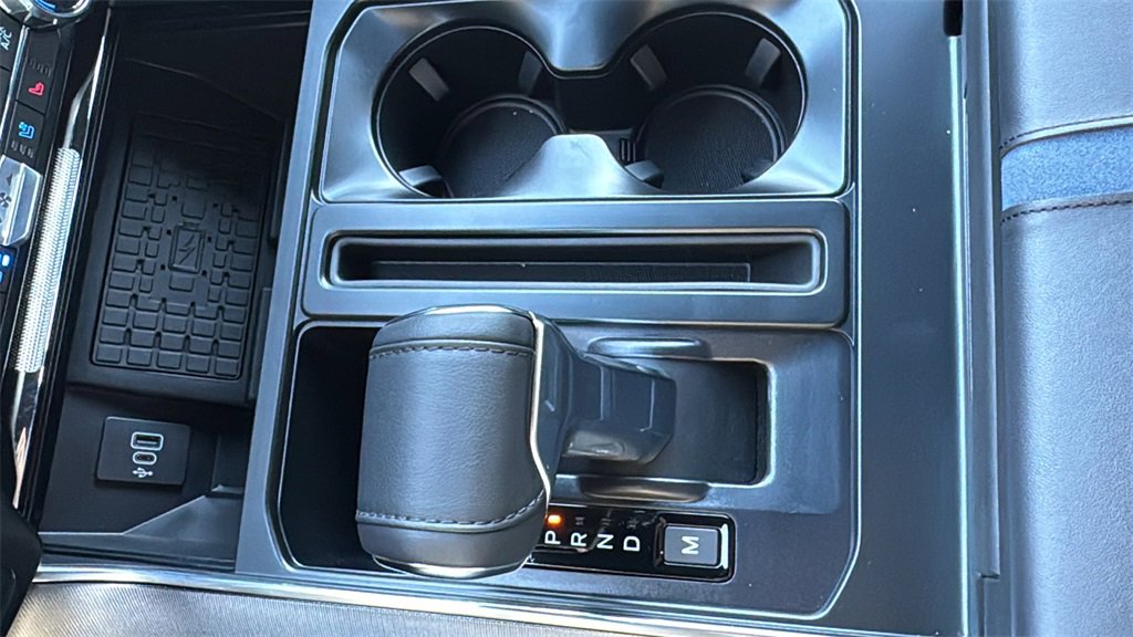 Certified 2025 Ford F150 Platinum w/ Equipment Group 702A High image 17