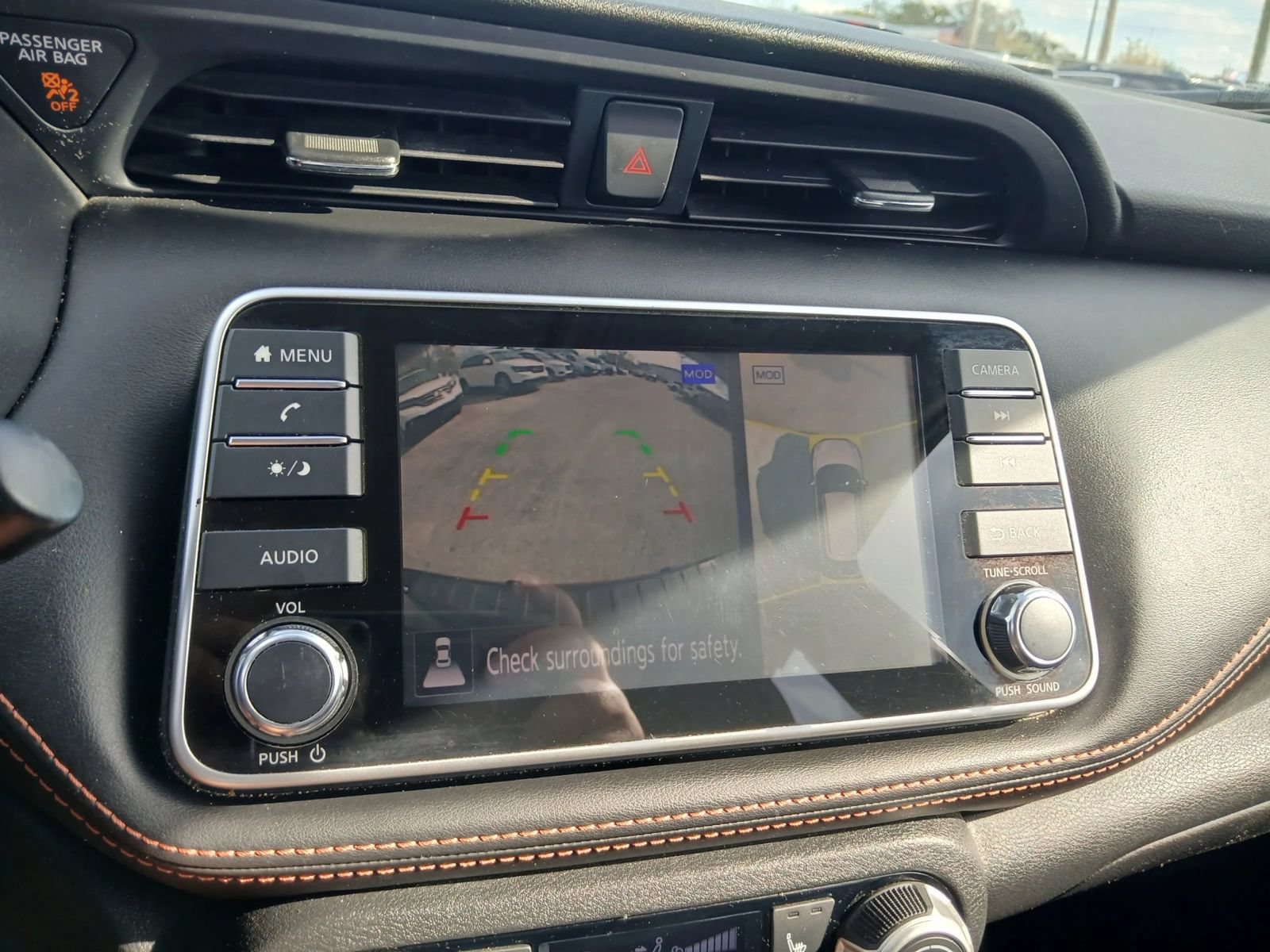 Used 2020 Nissan Kicks SR w/ SR Premium Package FWD image 33