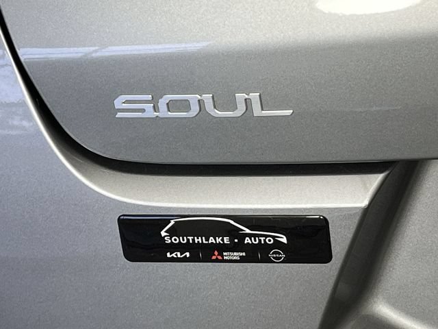 Certified 2025 Kia Soul LX w/ LX Technology Package FWD image 26