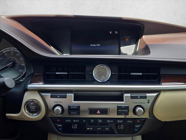 Used 2017 Lexus ES 350 w/ Premium Package FWD image 13