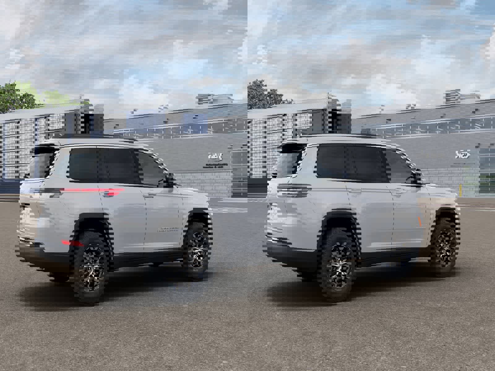 New 2025 Jeep Grand Cherokee L Limited image 4