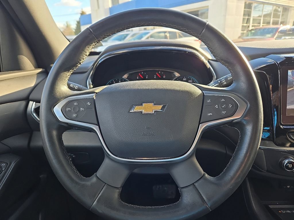 Used 2023 Chevrolet Traverse LT image 24