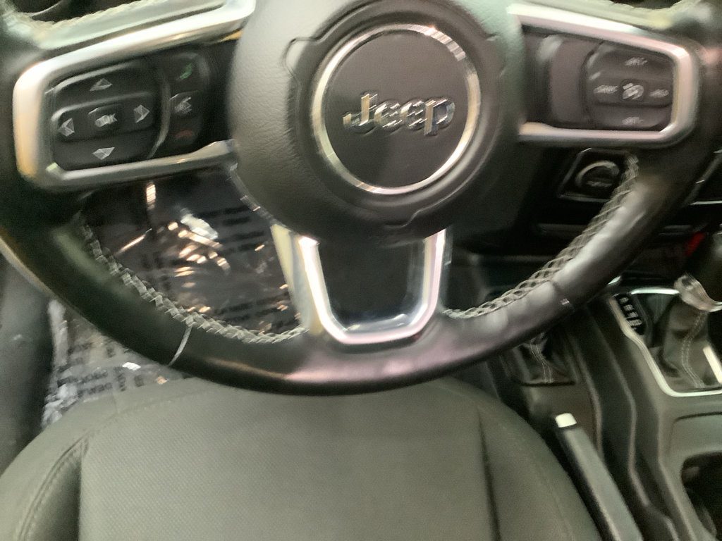 Used 2021 Jeep Wrangler Unlimited Sahara w/ Uconnect 4C Nav & Sound Group AWD/4WD image 15