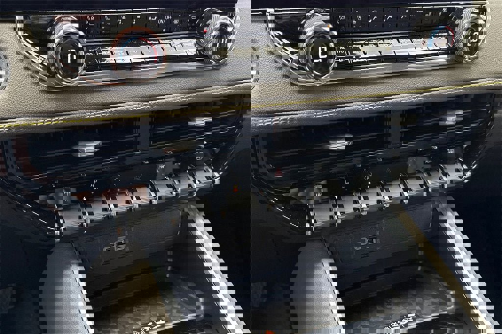 New 2026 Chevrolet Colorado ZR2 w/ Technology Package image 20