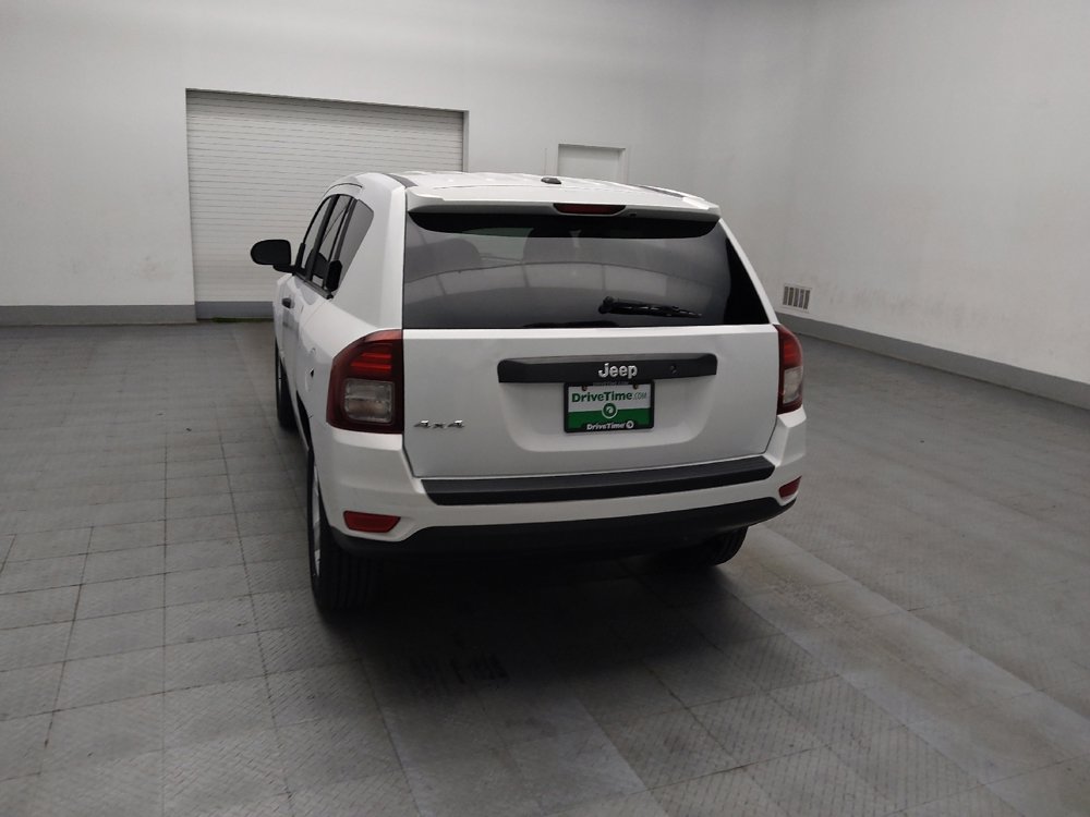 Used 2016 Jeep Compass Sport image 6