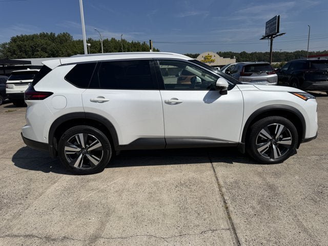 Used 2024 Nissan Rogue SL w/ SL Premium Package AWD/4WD image 4
