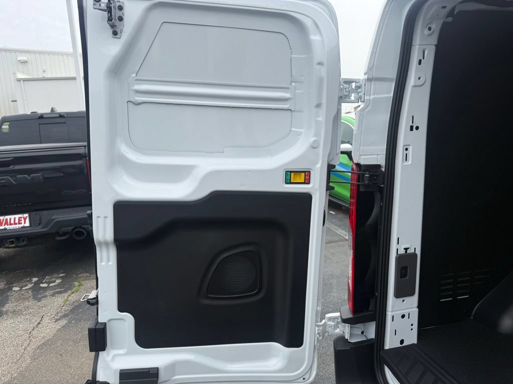 New 2026 Ford Transit 250 Low Roof w/ Load Area Protection Package RWD image 38