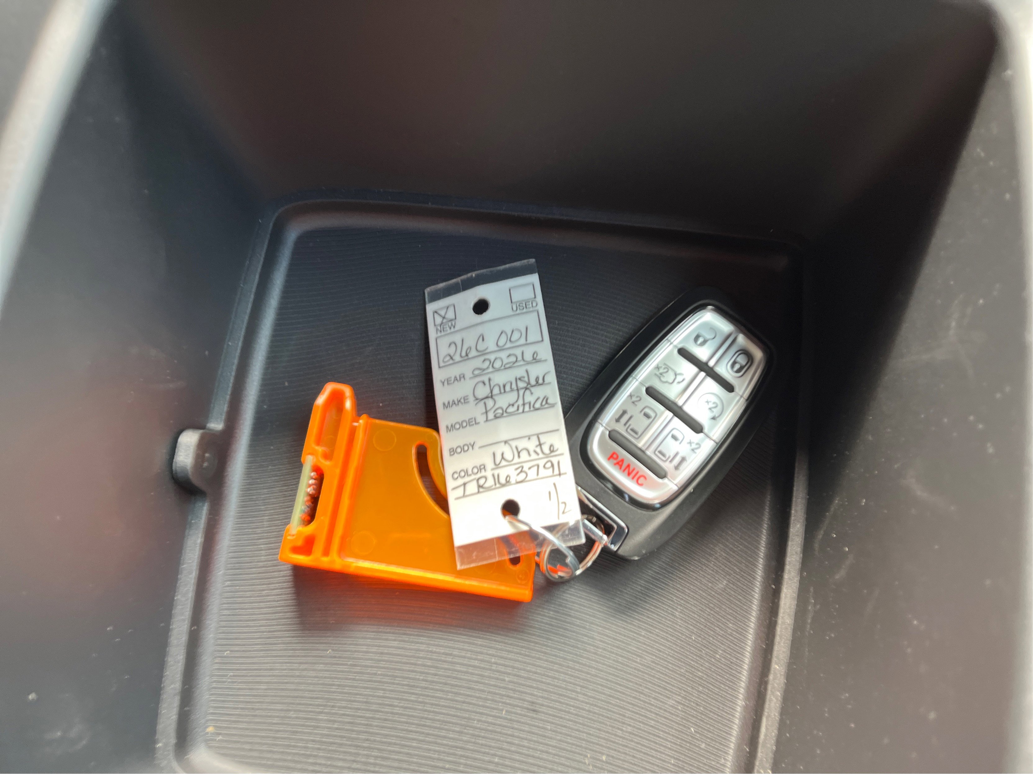 New 2026 Chrysler Pacifica Select image 45